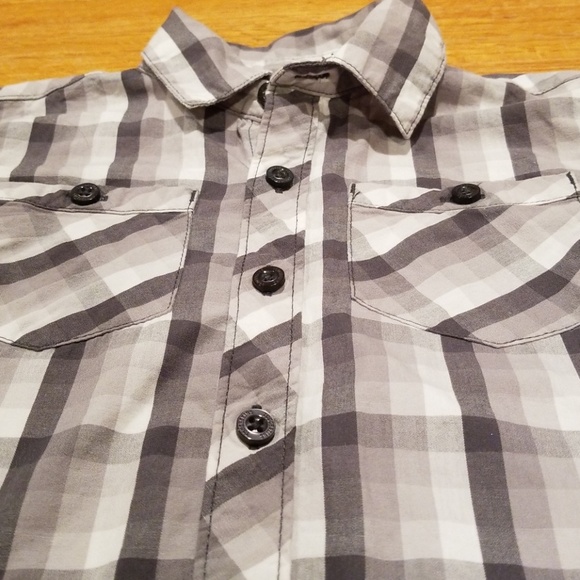 Button Up - Picture 2 of 2